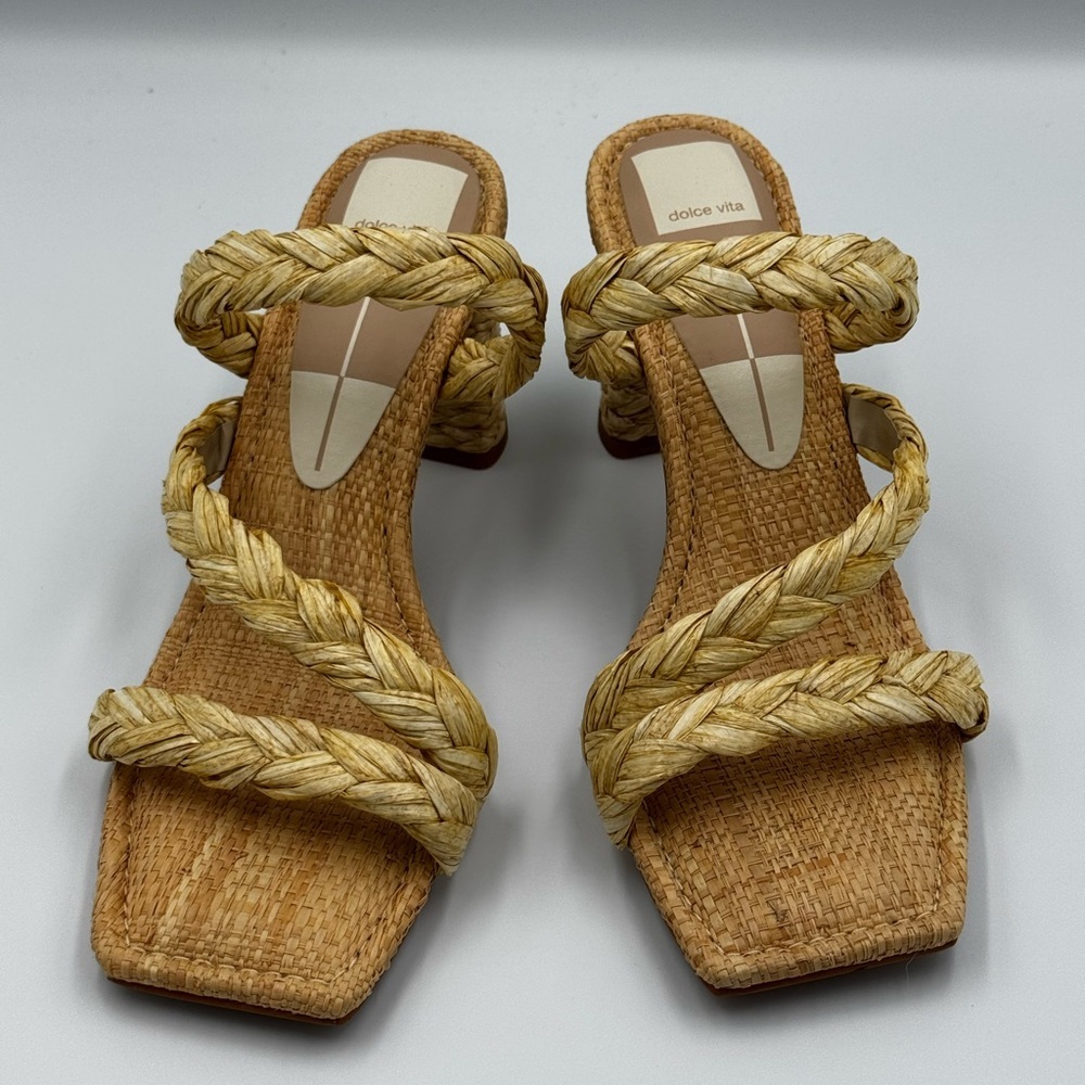 Dolce Vita Pang Sandals 9.5 Light Natural Raffia Braided Square Toe Block Heel